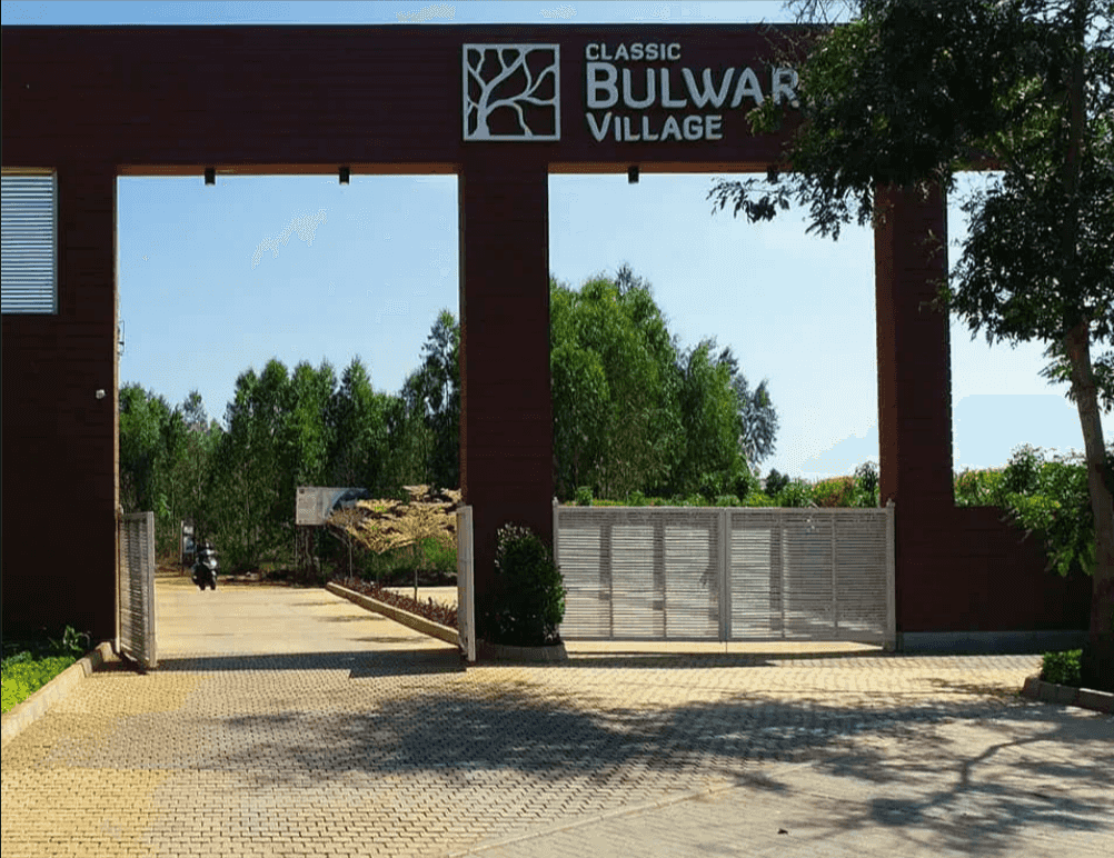 CLASSIC BULWARK VILLAGE