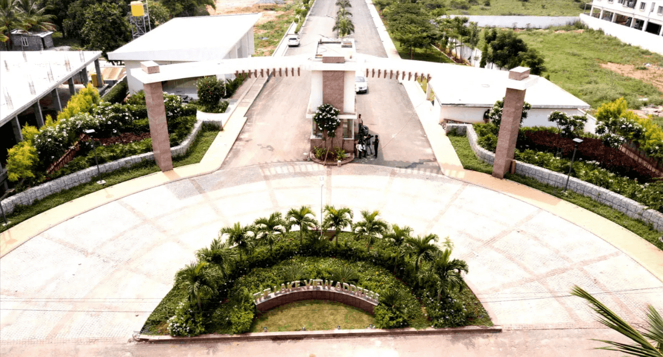 THE LAKE VIEW ADDRESS VILLAS